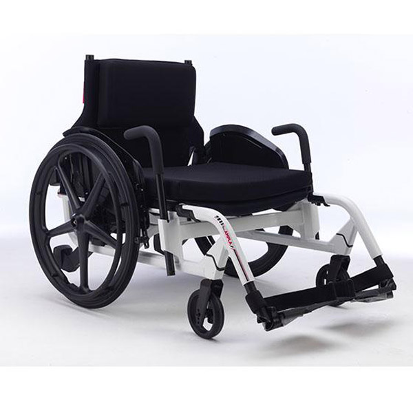 Invacare Action Ampla Manual Wheelchair