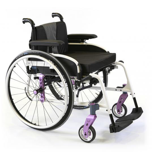 Invacare Action 5 Manual Wheelchair